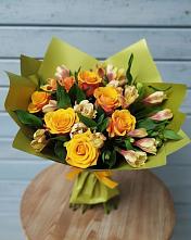Букет цветов из:  Альстромерии и Розы в Бокино