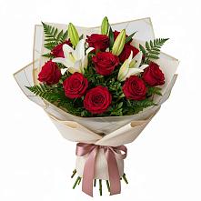 Букет цветов из:  Лилии и Розы в Бокино