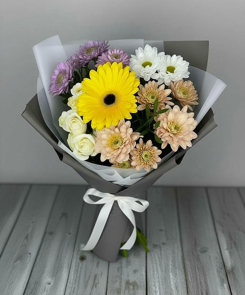 Букет цветов из: Розы, Герберы и Хризантемы в Бокино