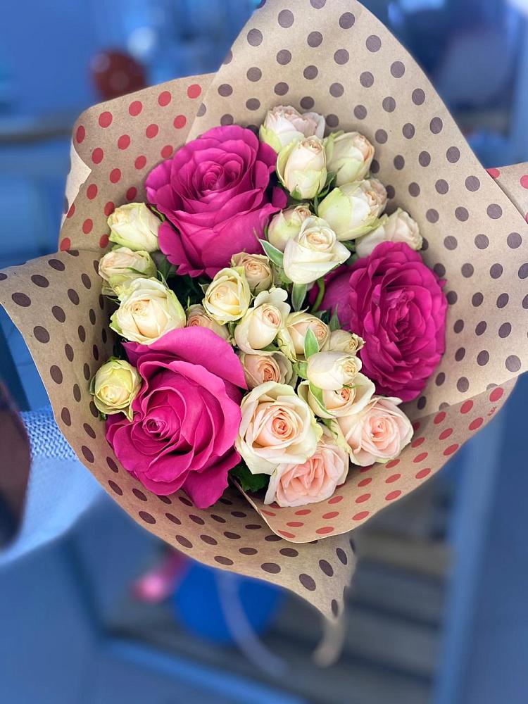 Букет цветов из: Розы в Бокино