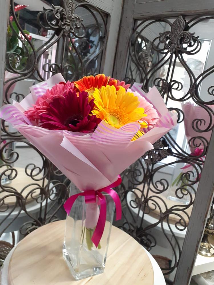 Букет цветов из: Герберы в Бокино