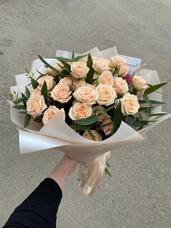 Букет Кремовые розы Латте в Бокино